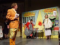 8-charades14.jpg 8-charades14.jpg